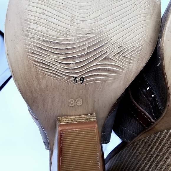 Miz Mooz Kipling Open Toe Leather Wedge Sandals - Picture 10 of 16